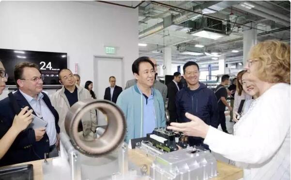 别操心了，贾跃亭的地产商朋友才不是傻白甜